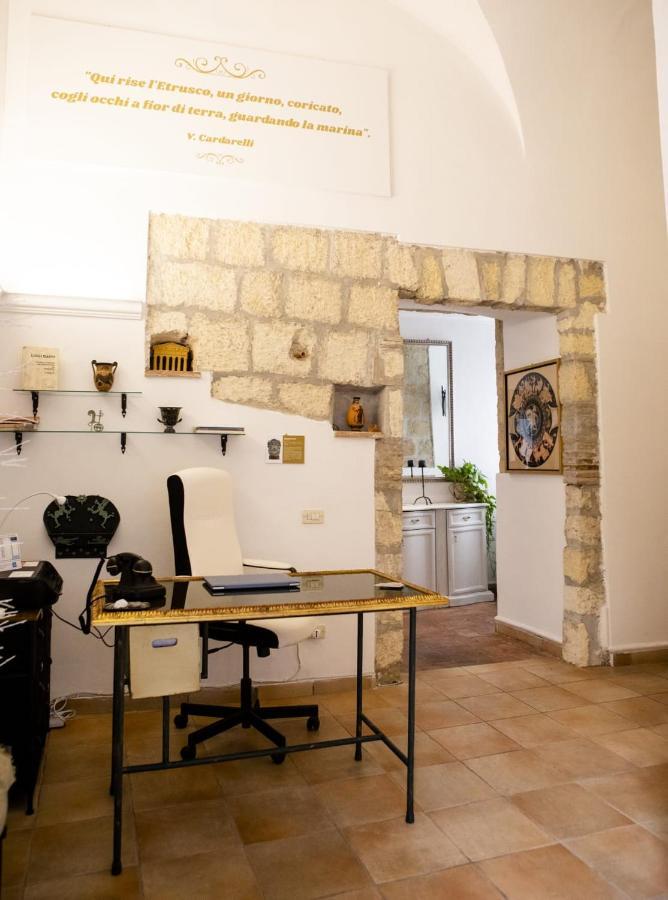 La Maison D'Etrusque Bed and Breakfast Tarquinia Buitenkant foto